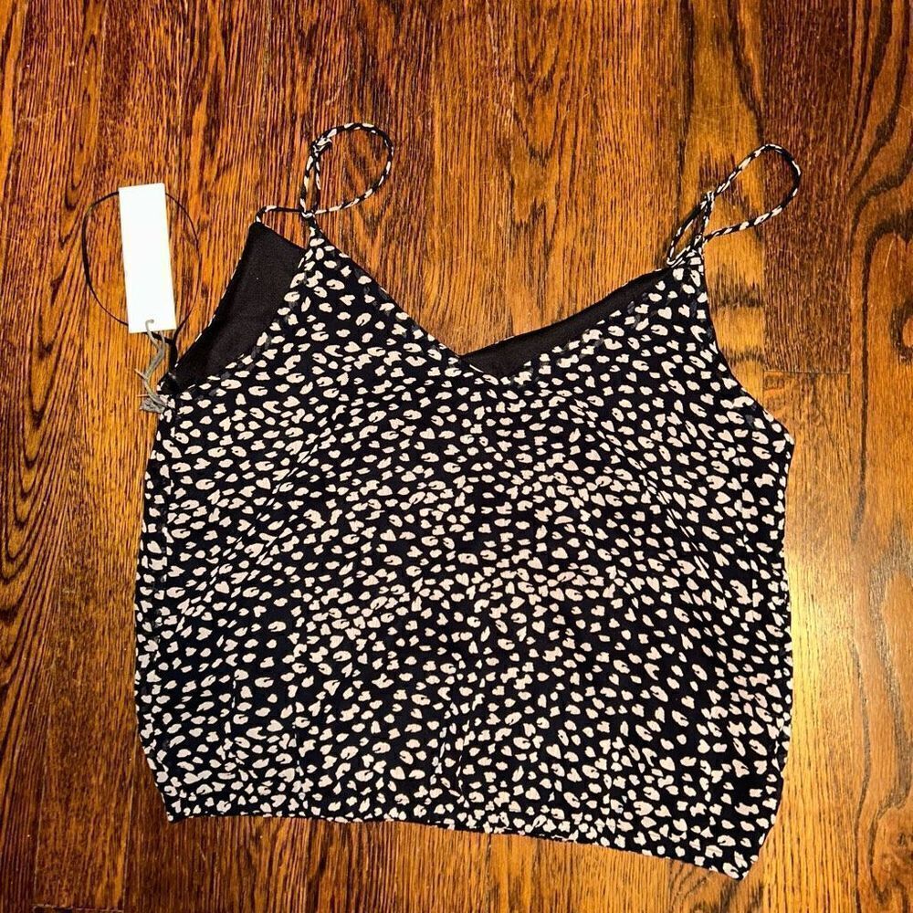 New blouse   - Picture 3 of 3